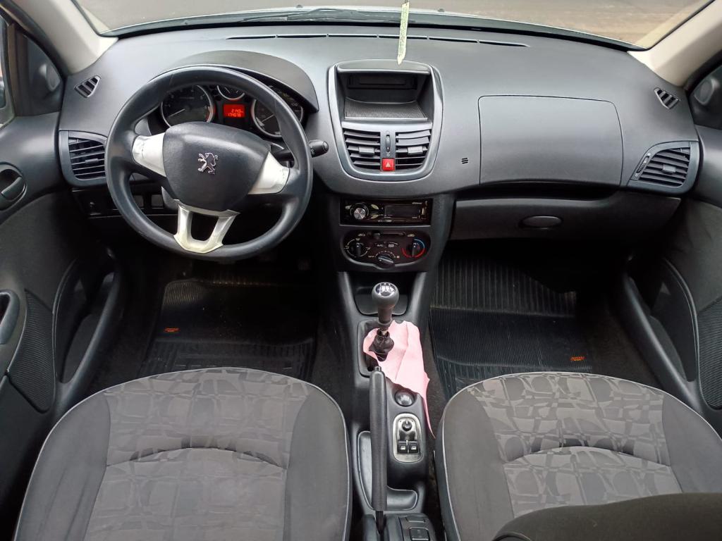 PEUGEOT 207 Hatch - Foto