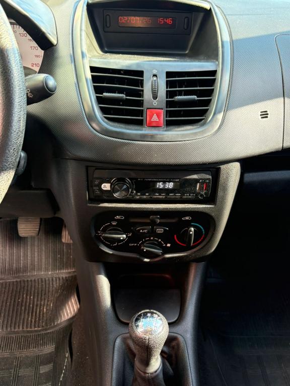 PEUGEOT 207 Hatch - Foto