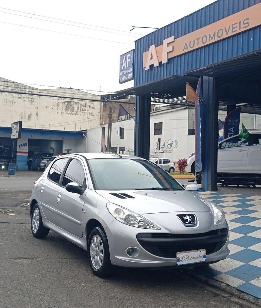 PEUGEOT 207 Hatch - Foto