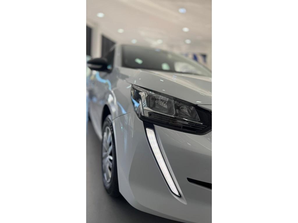 PEUGEOT 208 - Foto