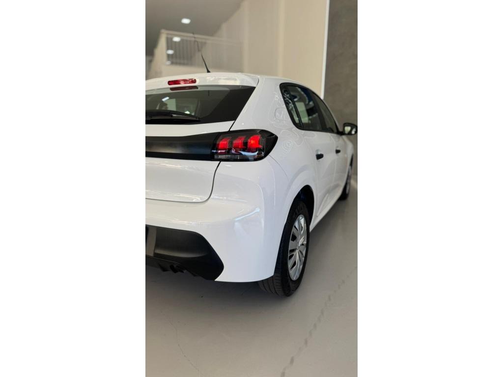 PEUGEOT 208 - Foto
