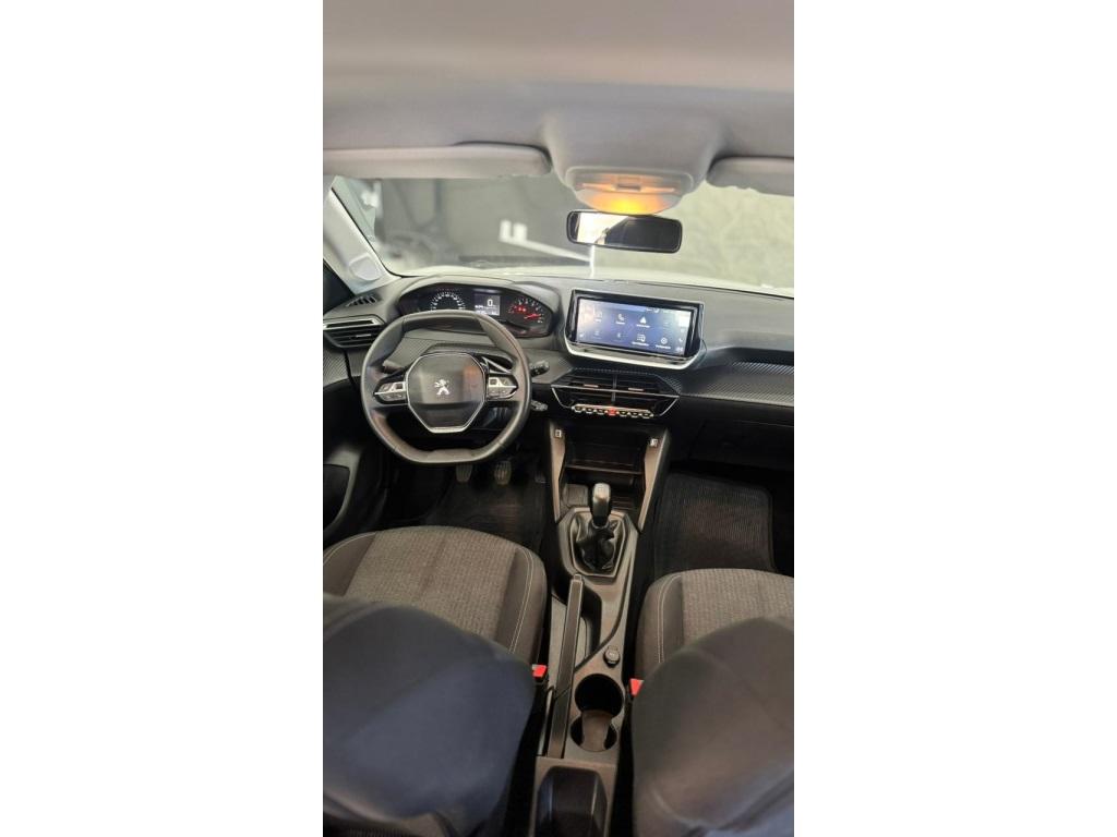 PEUGEOT 208 - Foto