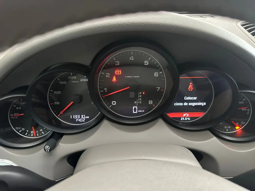 PORSCHE Cayenne - Foto