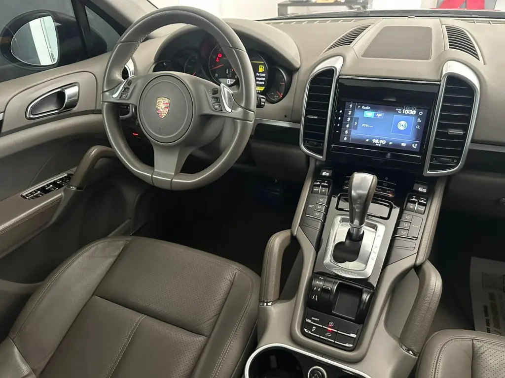 PORSCHE Cayenne - Foto