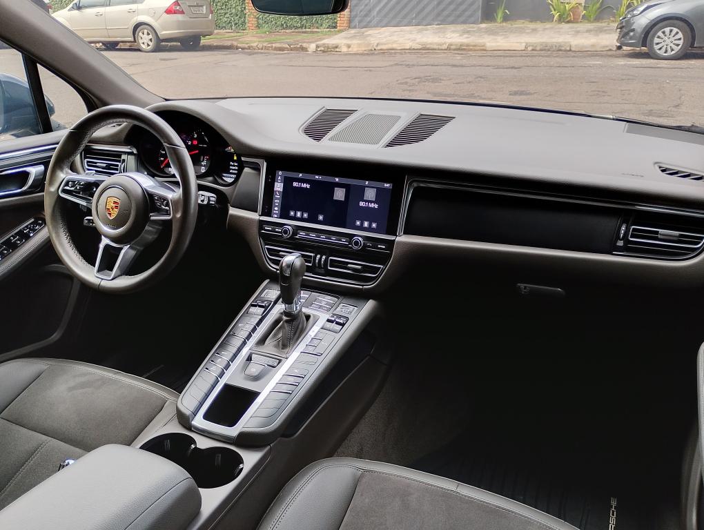 PORSCHE Macan - Foto