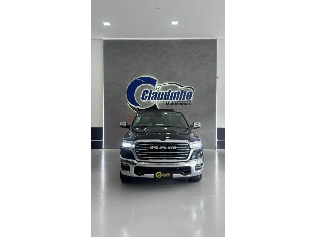 RAM 1500 - Foto