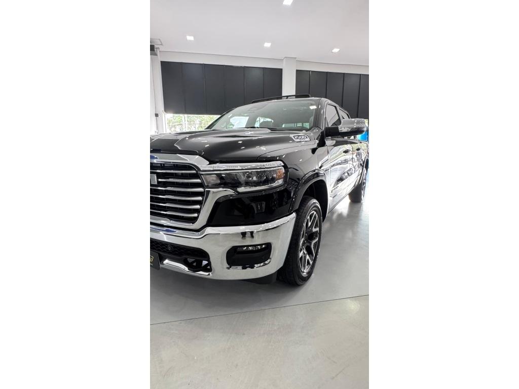 RAM 1500 - Foto