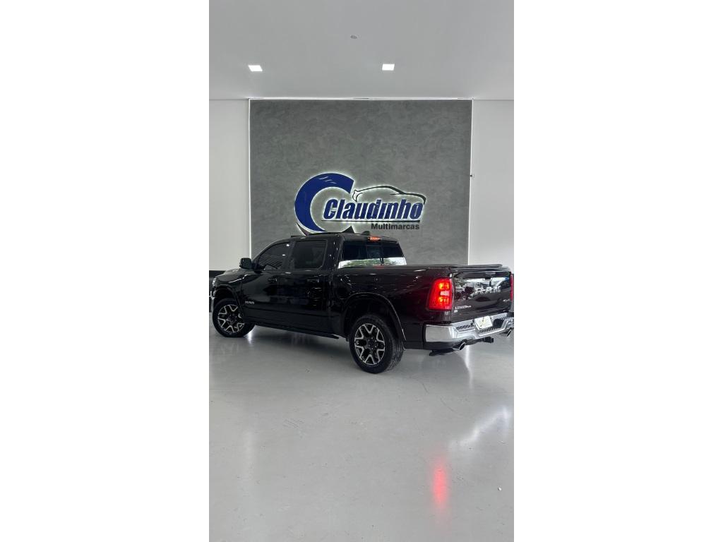 RAM 1500 - Foto
