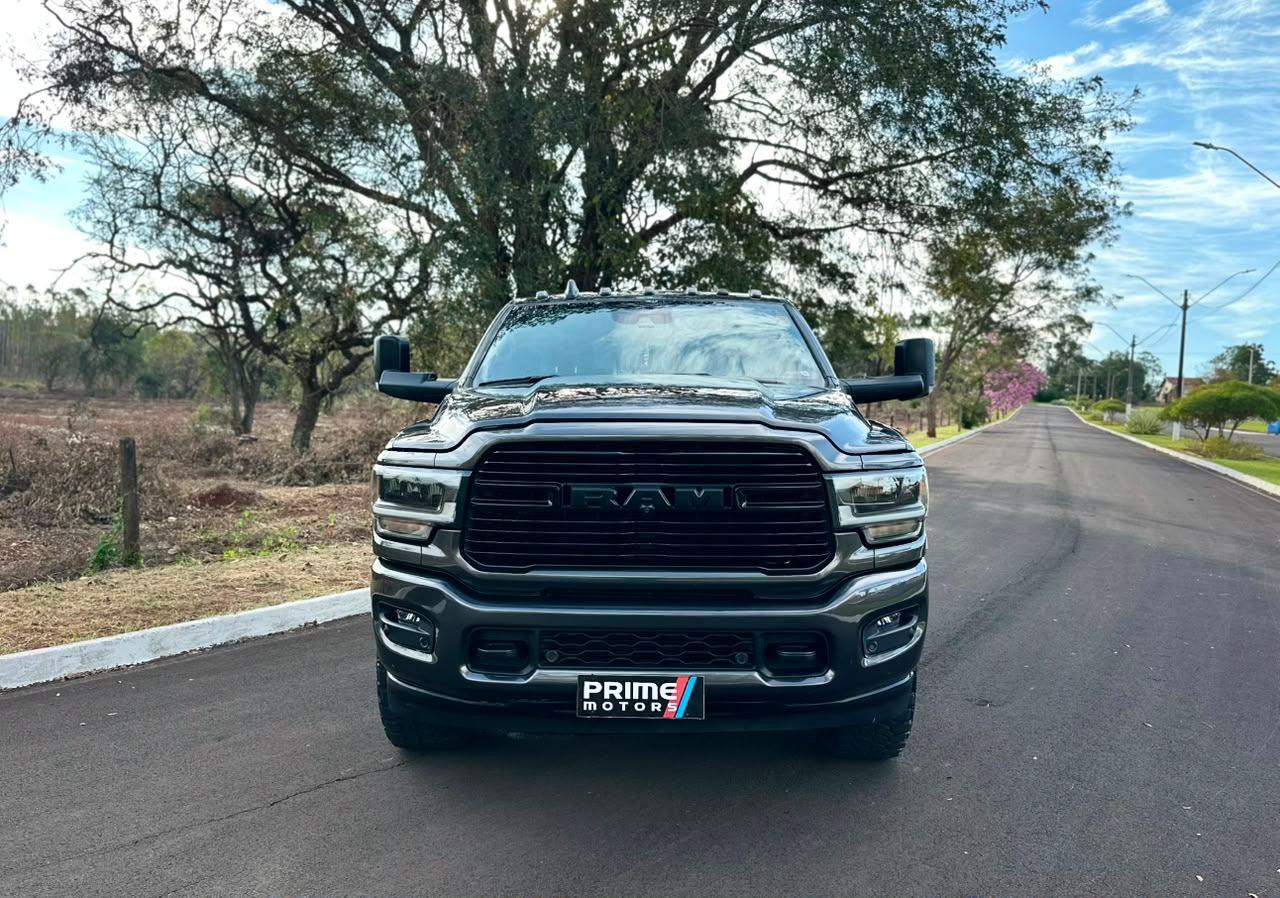 RAM 2500 - Foto