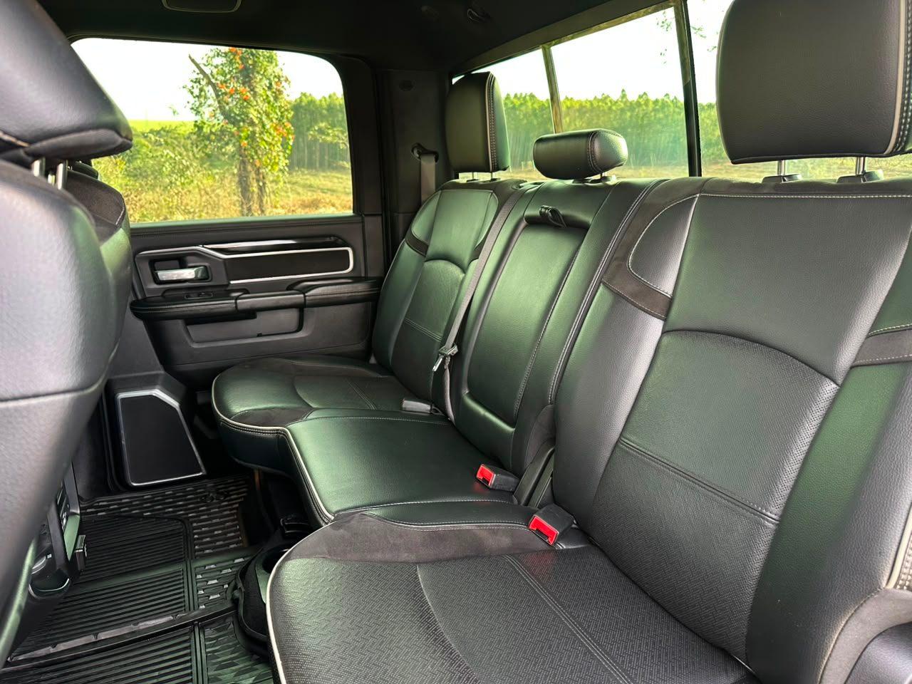 RAM 2500 - Foto