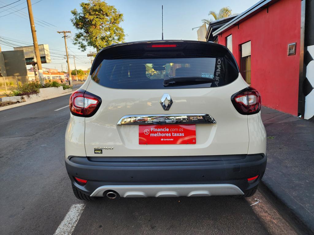RENAULT Captur - Foto