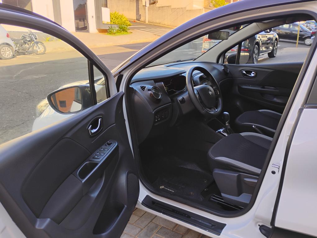 RENAULT Captur - Foto