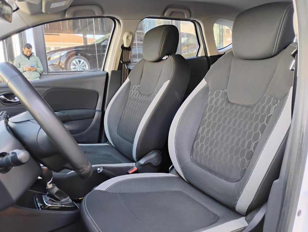 RENAULT Captur - Foto