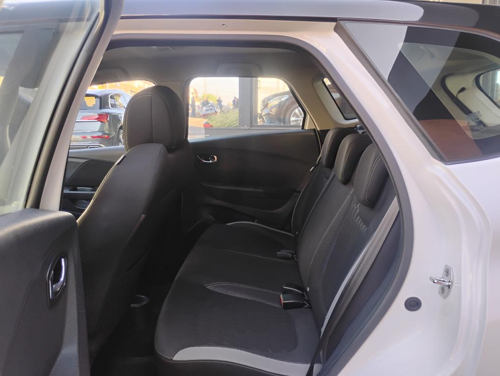 RENAULT Captur - Foto