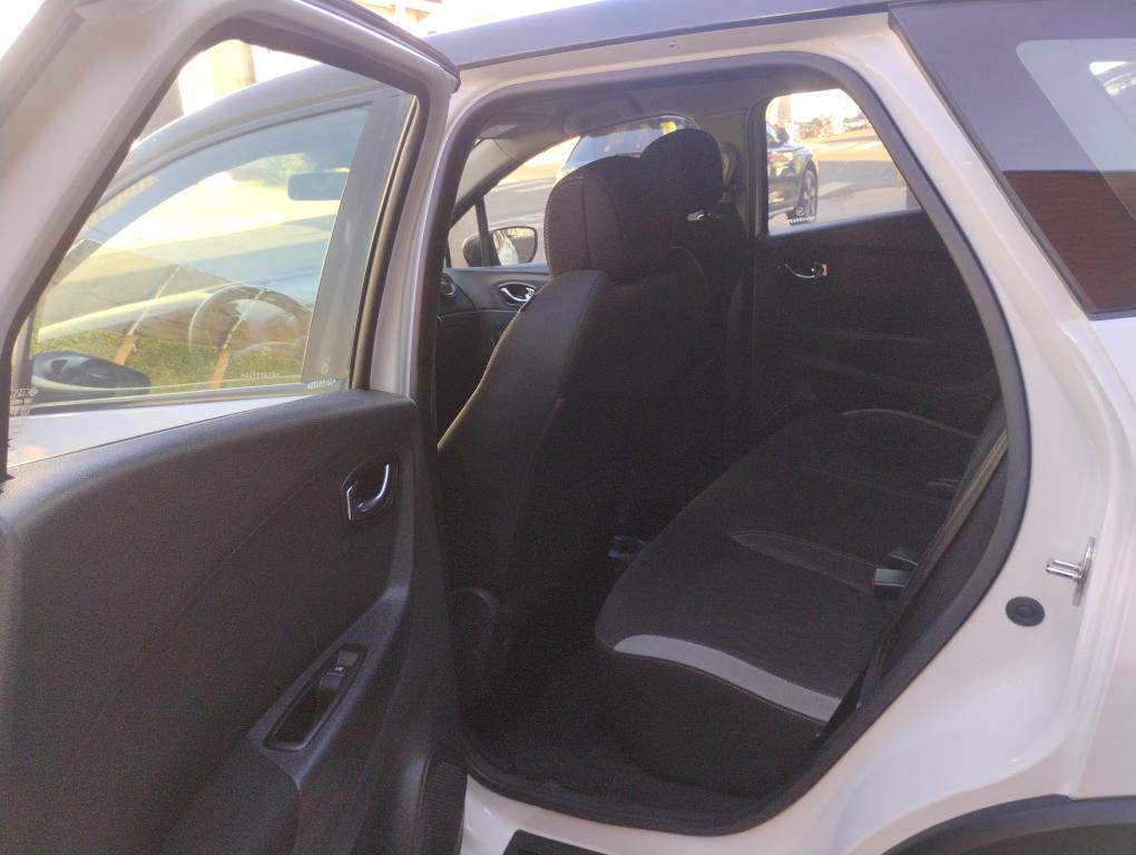 RENAULT Captur - Foto