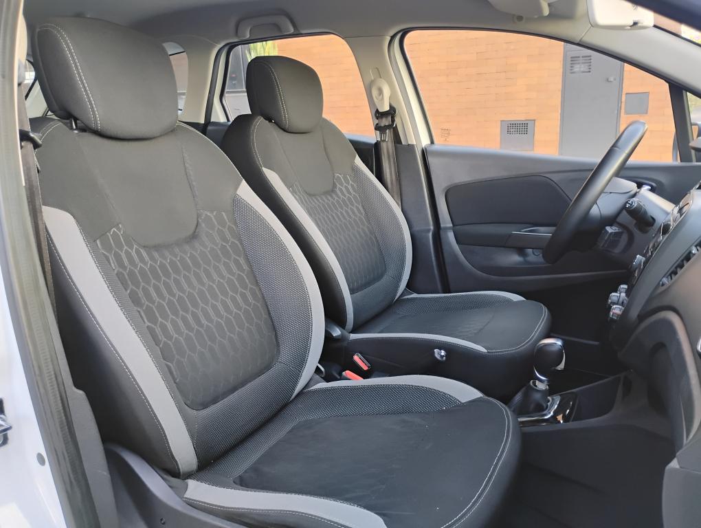 RENAULT Captur - Foto