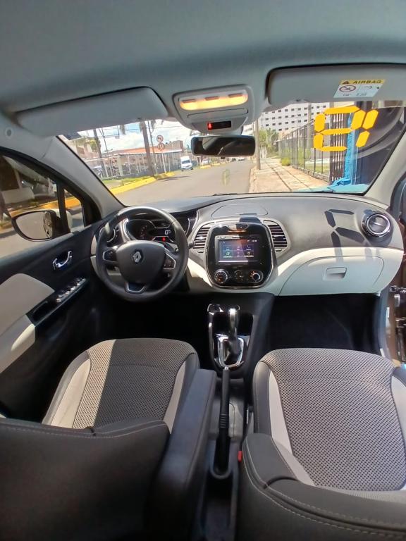 RENAULT Captur - Foto