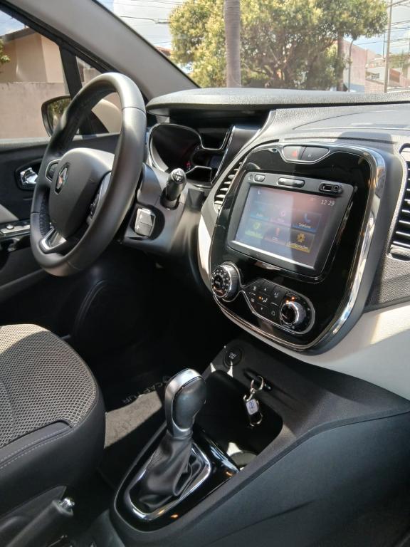 RENAULT Captur - Foto