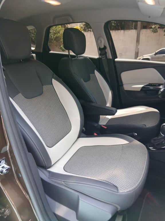 RENAULT Captur - Foto