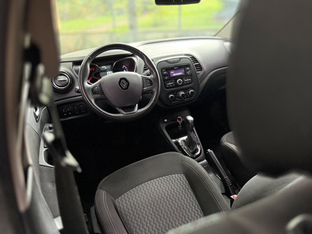 RENAULT Captur - Foto