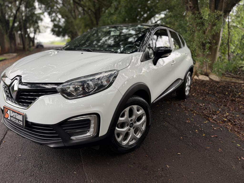 RENAULT Captur - Foto
