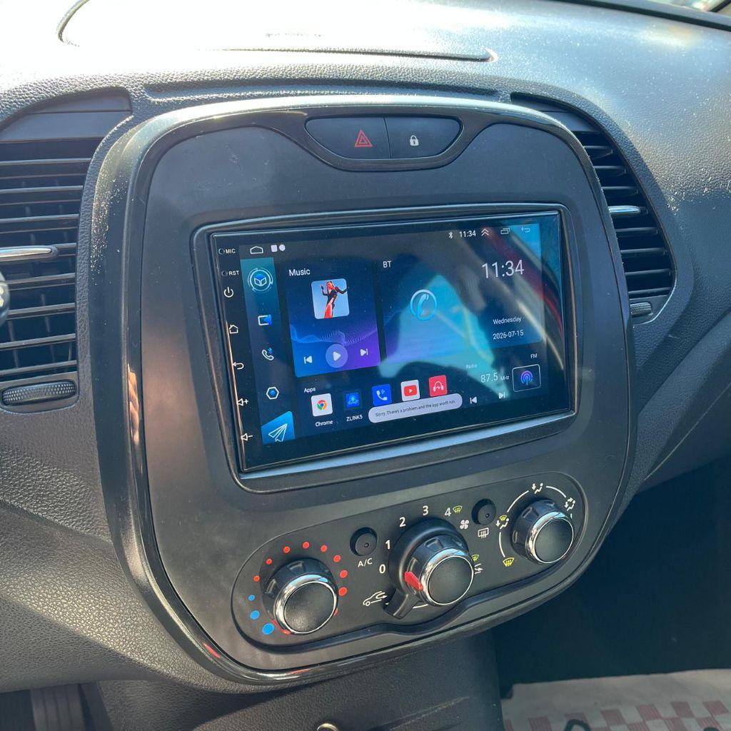 RENAULT Captur - Foto