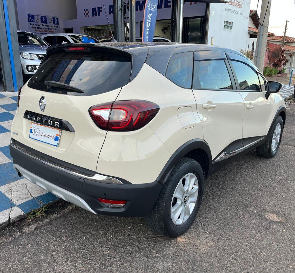RENAULT Captur - Foto