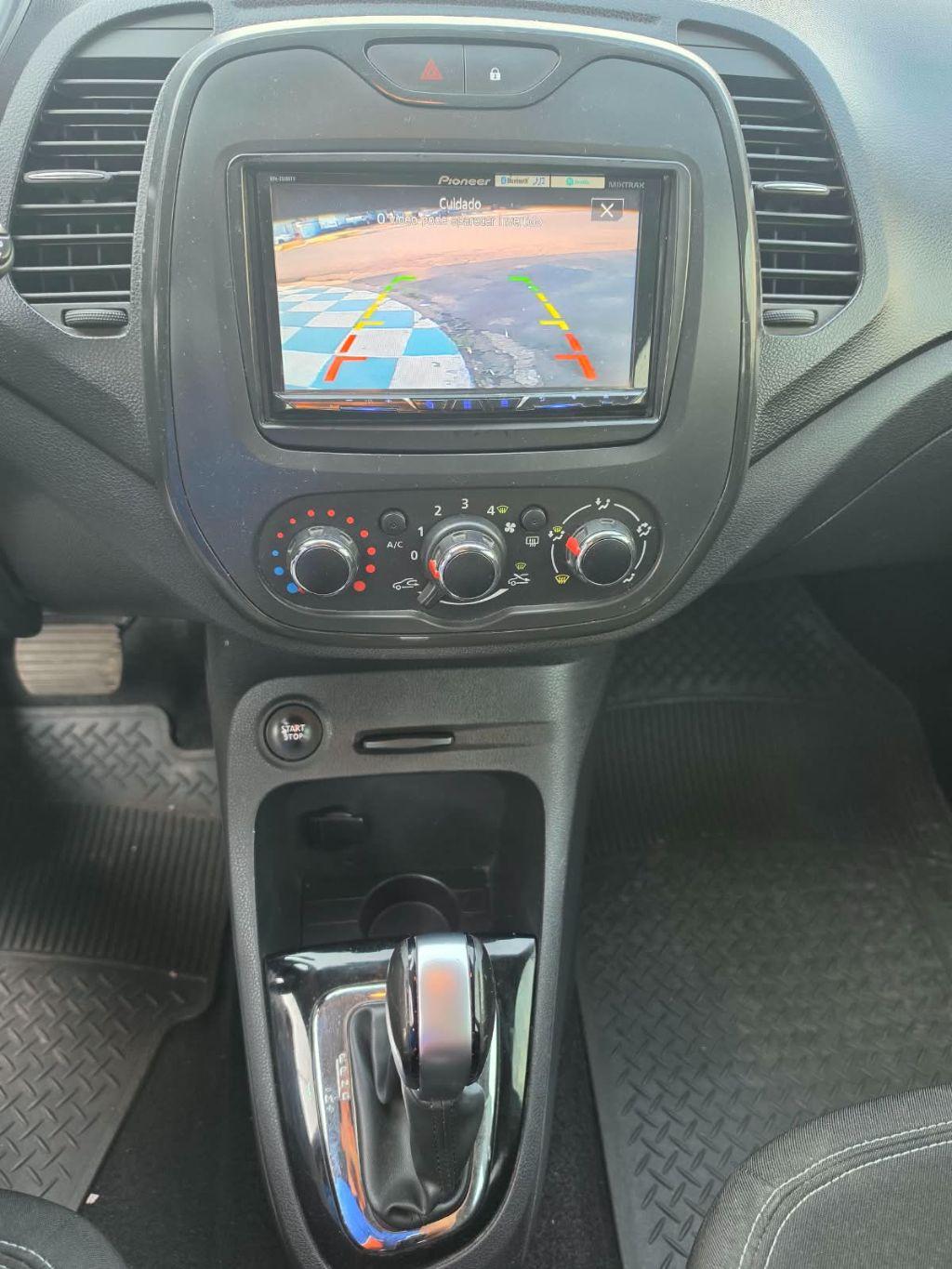 RENAULT Captur - Foto