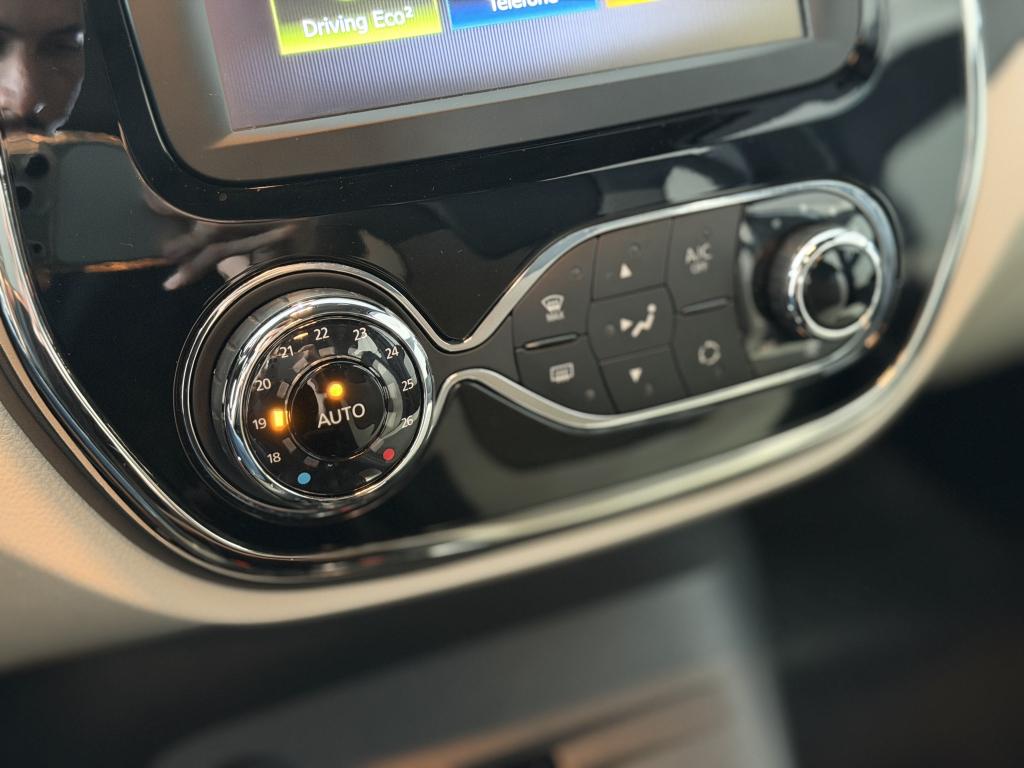 RENAULT Captur - Foto