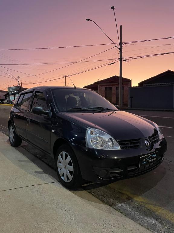 RENAULT Clio Hatch - Foto