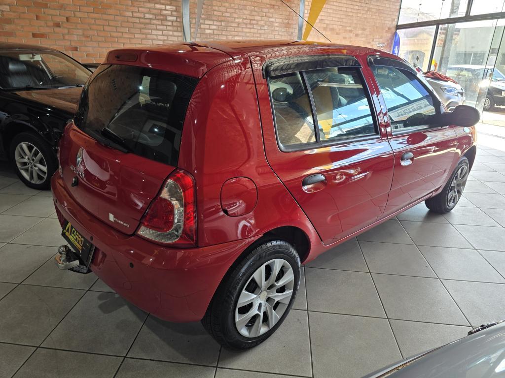 RENAULT Clio Hatch - Foto