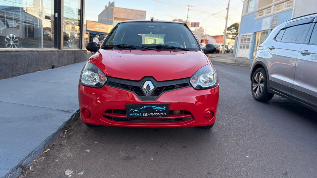 RENAULT Clio Hatch - Foto