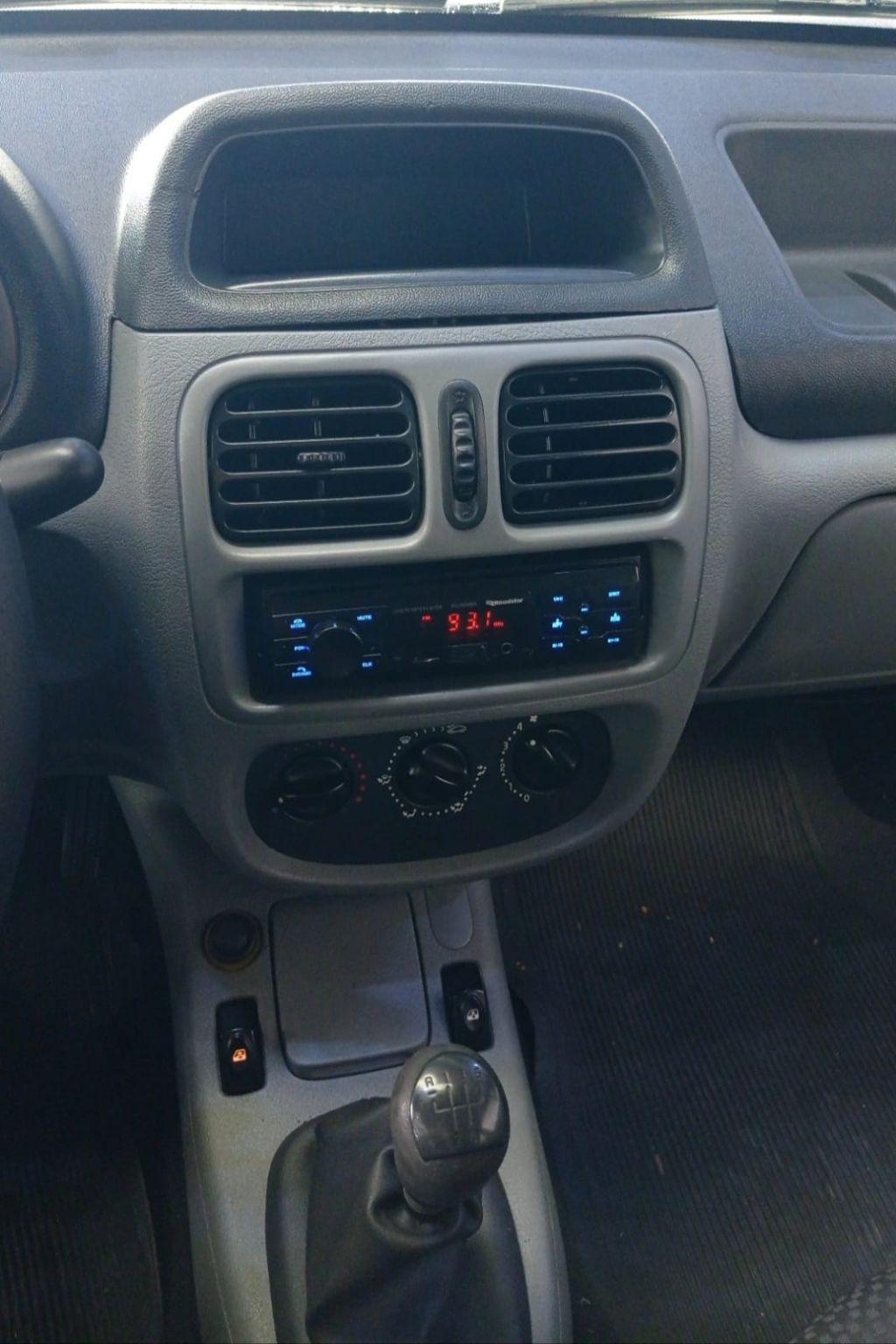 RENAULT Clio Hatch - Foto