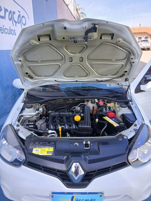 RENAULT Clio Hatch - Foto