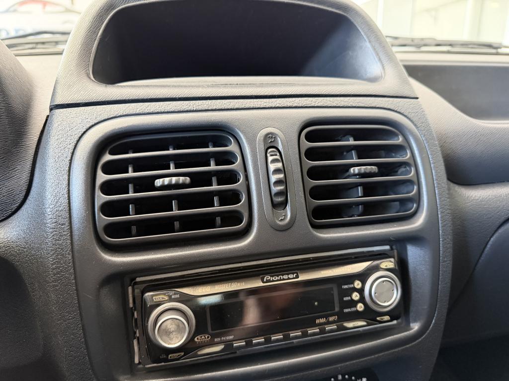 RENAULT Clio Hatch - Foto