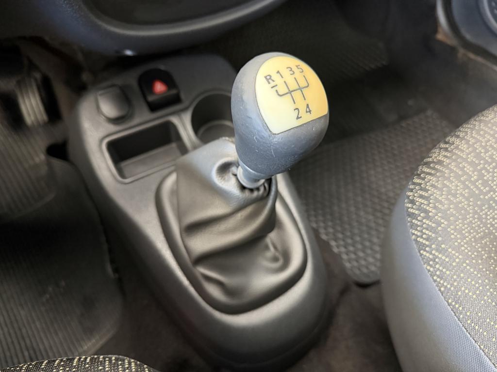 RENAULT Clio Hatch - Foto