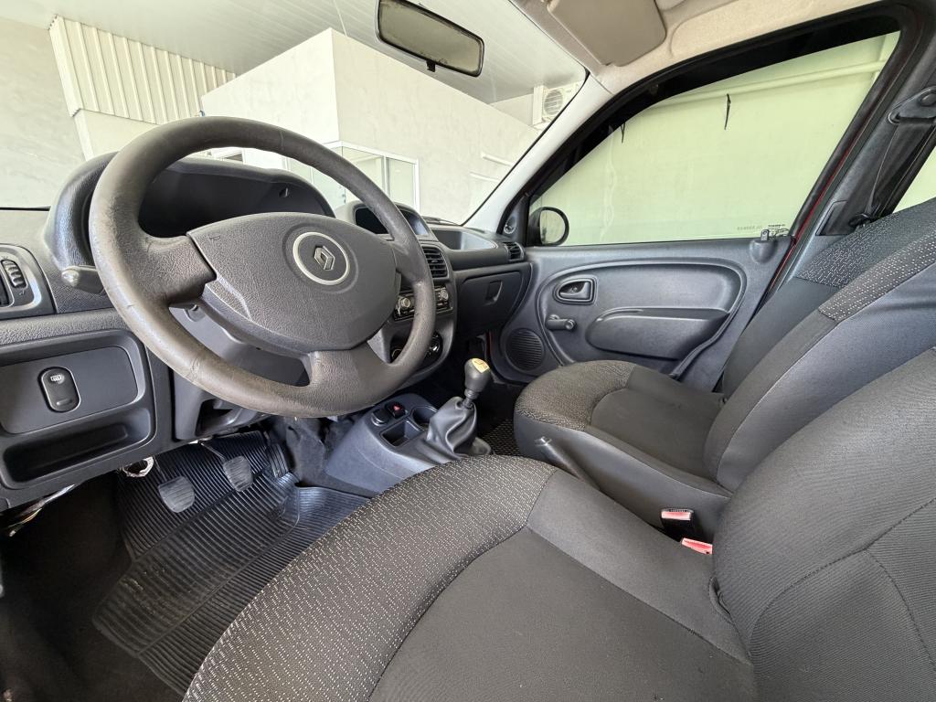 RENAULT Clio Hatch - Foto