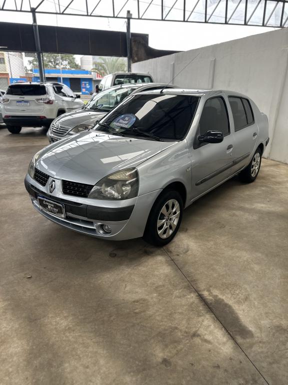 RENAULT Clio Sedan
