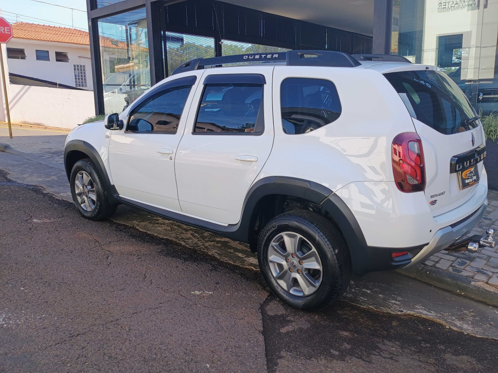 RENAULT Duster - Foto