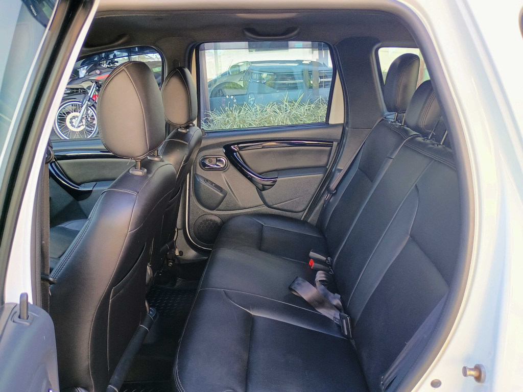 RENAULT Duster - Foto