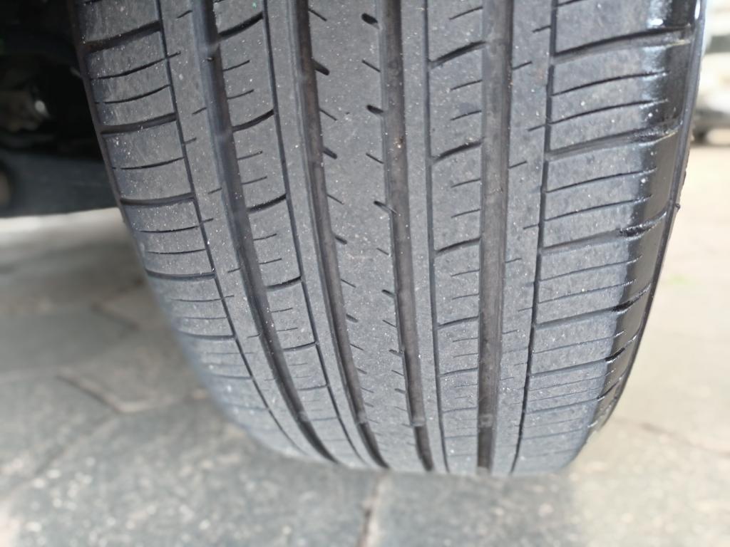 RENAULT Duster - Foto