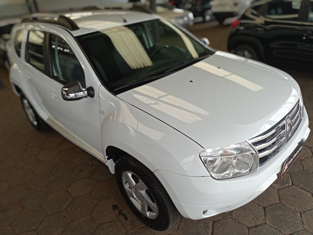 RENAULT Duster - Foto