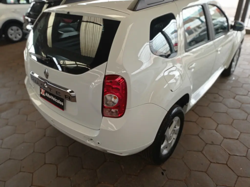 RENAULT Duster - Foto