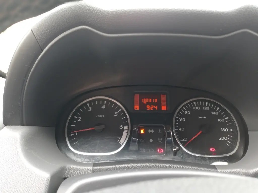 RENAULT Duster - Foto