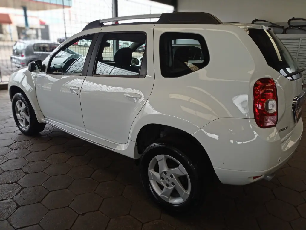 RENAULT Duster - Foto