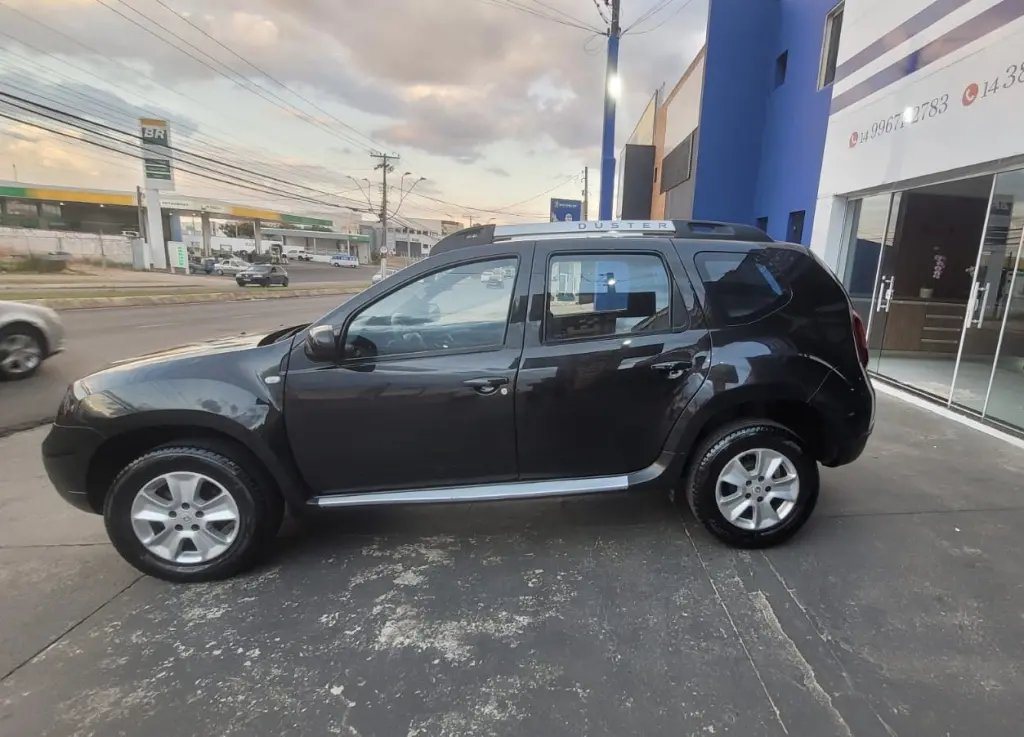 RENAULT Duster - Foto