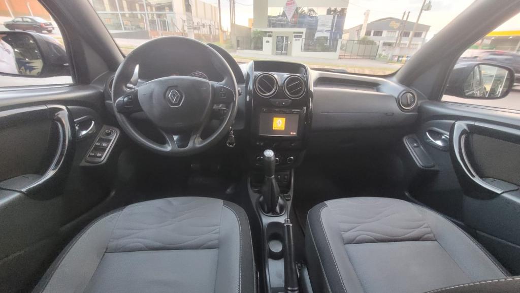 RENAULT Duster - Foto
