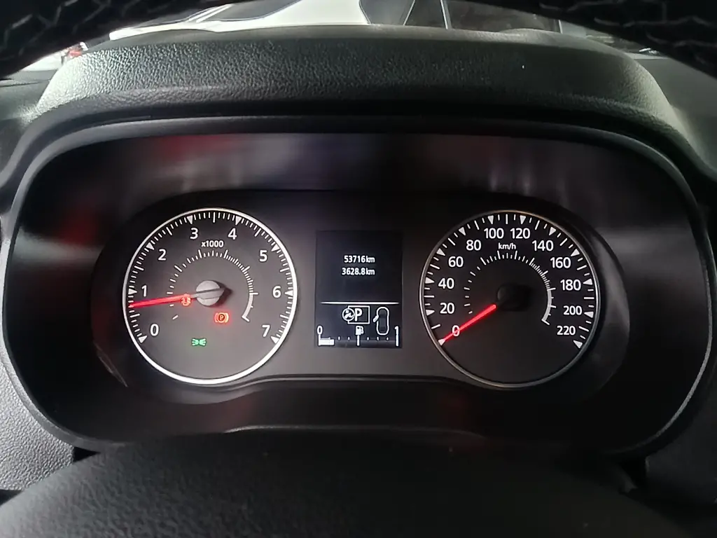 RENAULT Duster - Foto