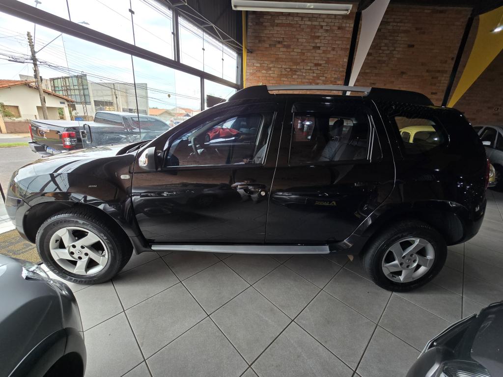 RENAULT Duster - Foto