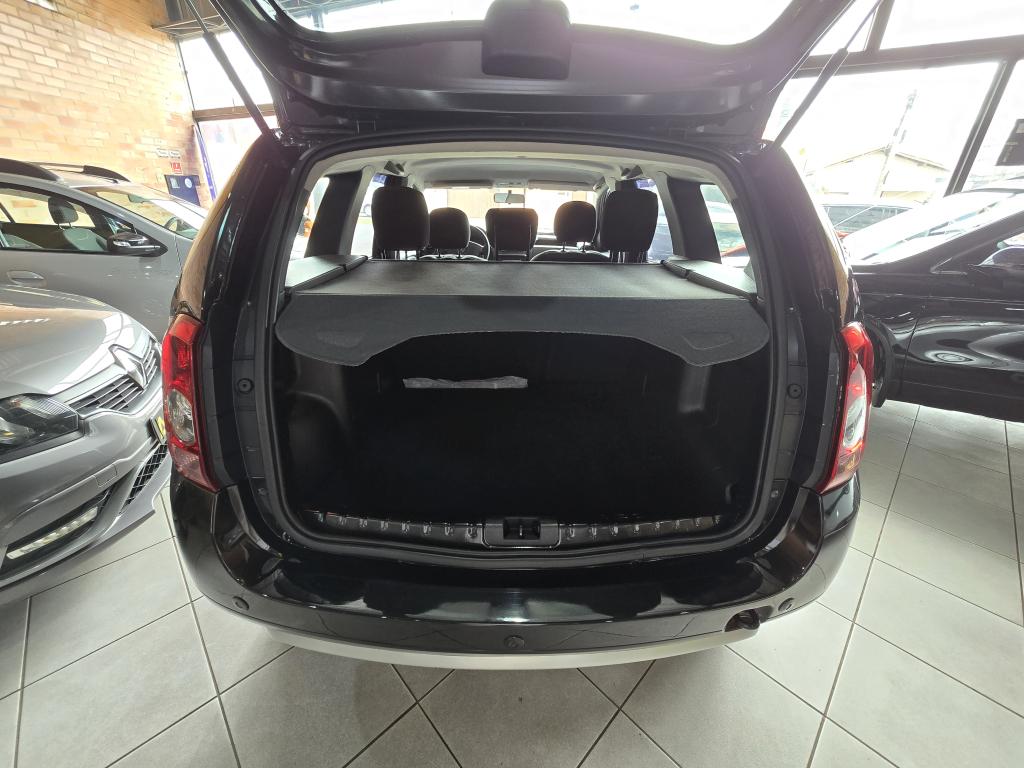 RENAULT Duster - Foto